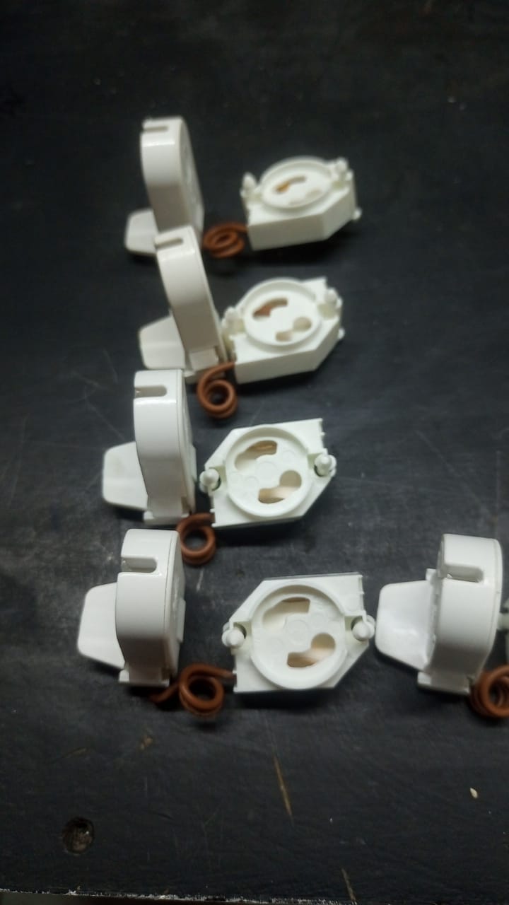 Soquete G13 com Porta-Starter para Lâmpada Fluorescente Tubular